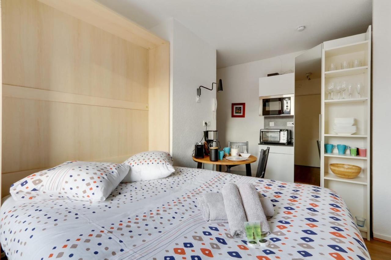 Bright Apartment With Large Terrace Nantes Buitenkant foto